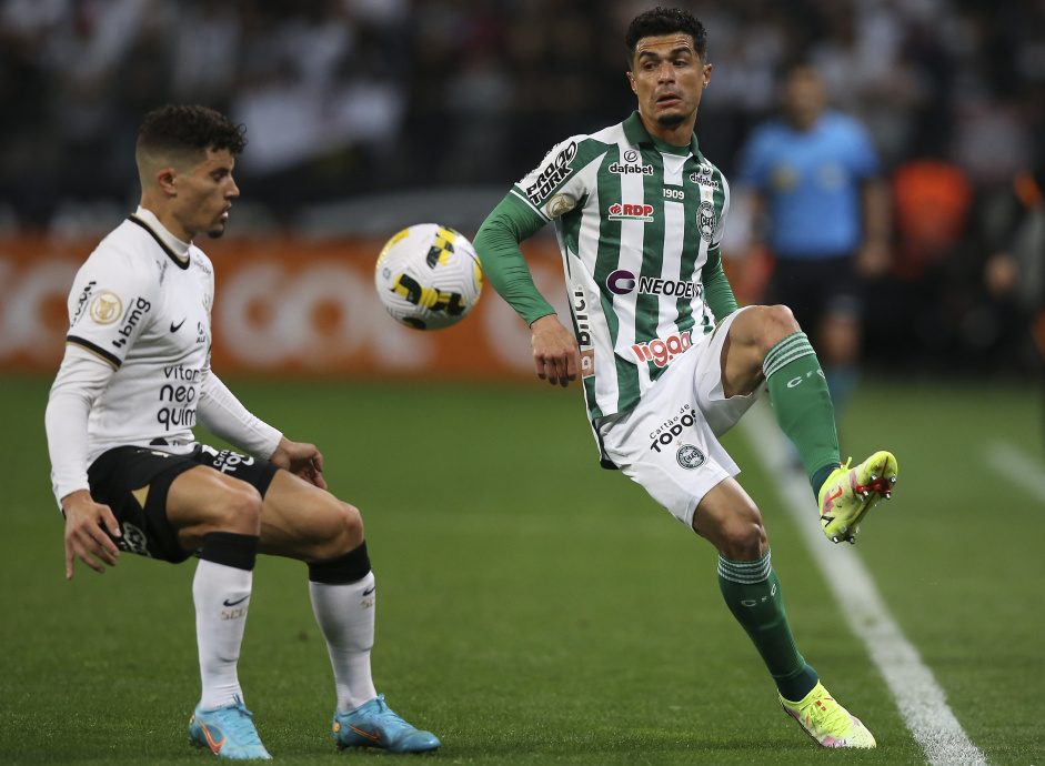 Rafael Ramos  desfalque do Corinthians para o prximo jogo, contra o Atltico-MG