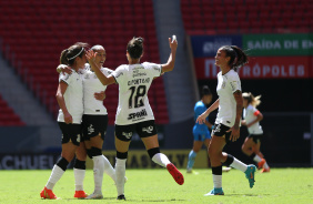 Corinthians venceu o primeiro jogo das quartas de final do Brasileiro Feminino