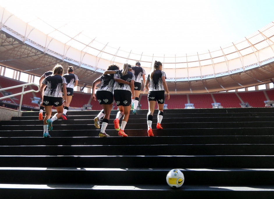 Elenco feminino do Corinthians teve baixas por leso aps o primeiro jogo das quartas de final do Brasileiro contra o Real Braslia