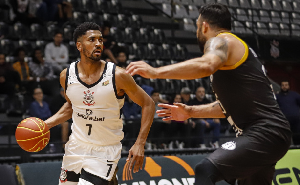 Corinthians encerra fase classificatória do NBB em 6º