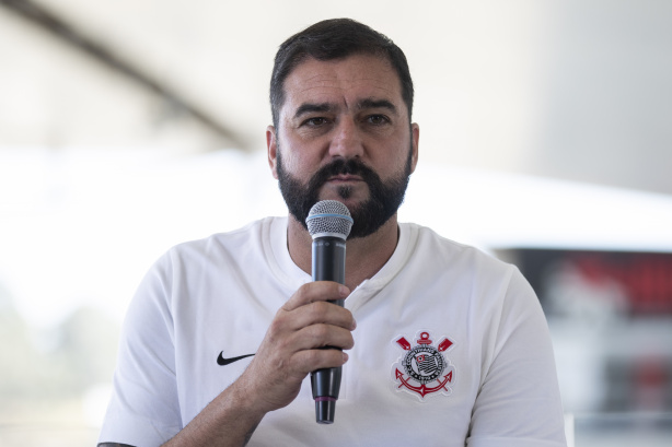 Danilo pode conquistar seu primeiro título como técnico