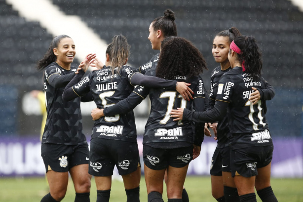 Santos goleia o São José pelo Campeonato Paulista Feminino
