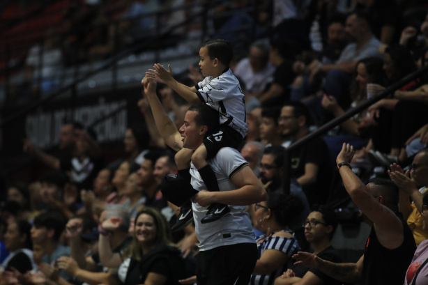 Corinthians venceu o Praia Grande pelo Estadual de Futsal com o apoio da Fiel