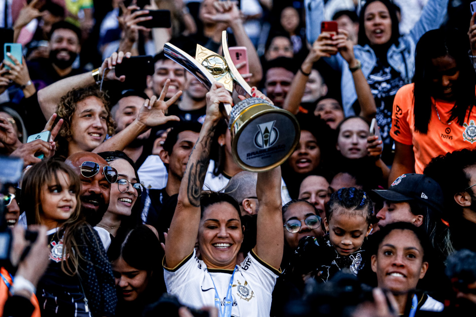 Corinthians totalizou um aproveitamento de 76,19% na campanha da conquista do Brasileiro de 2022