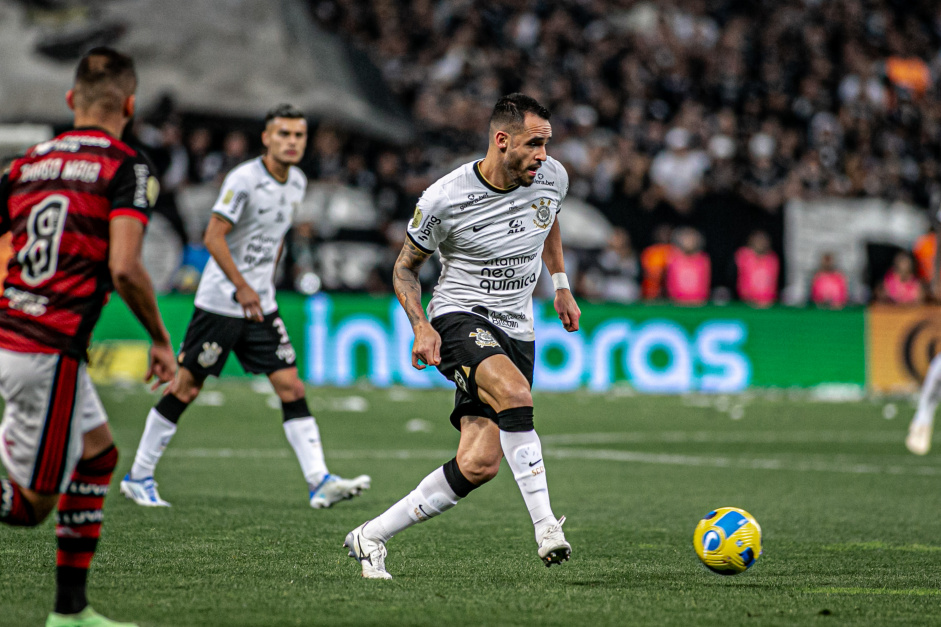 Flamengo on X: FIM DE JOGO NA ARENA! O Flamengo empata com o Corinthians  em 0 a 0 na partida de ida da final da Copa do Brasil. A volta é no