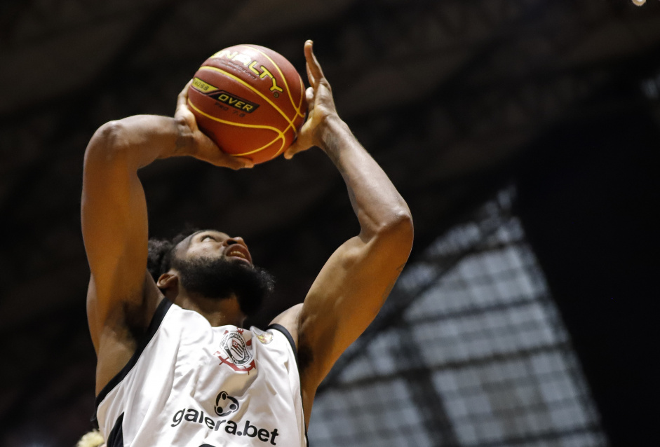 Corinthians venceu sua terceira partida consecutiva no Novo Basquete Brasil