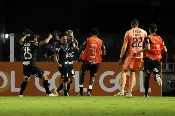 Corinthians é superado pelo Flamengo fora de casa pelo Brasileirão