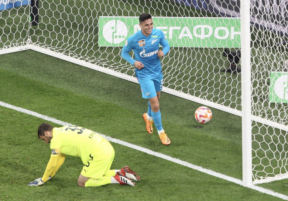 Zenit volta a vencer no Campeonato Russo com boa atuação de brasileiro -  Lance!