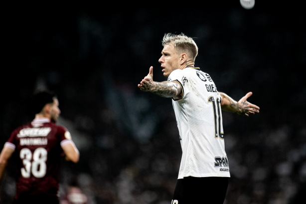 Corinthians perdeu a chance de abrir vantagem no G4 do Brasileiro