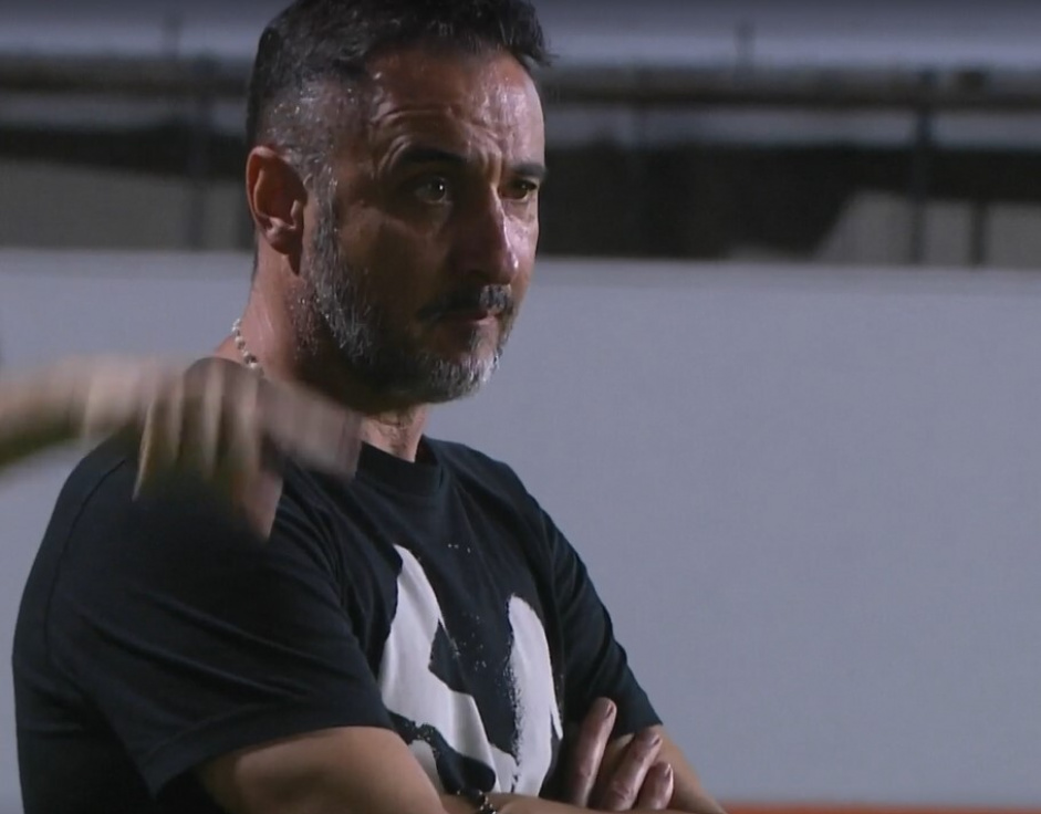 Corinthians empata com Goiás  
