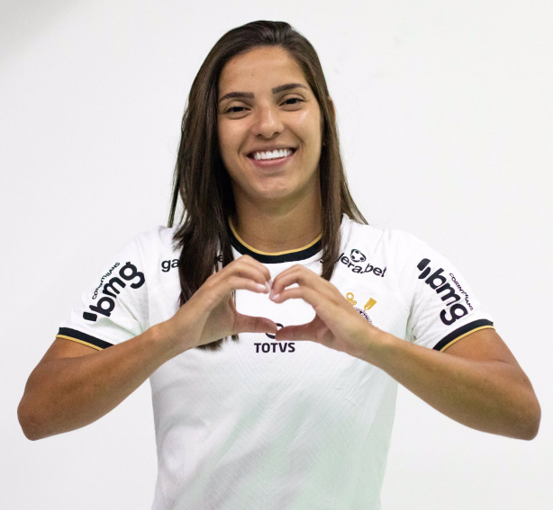 Millene voltará a vestir a camisa 14 no Corinthians
