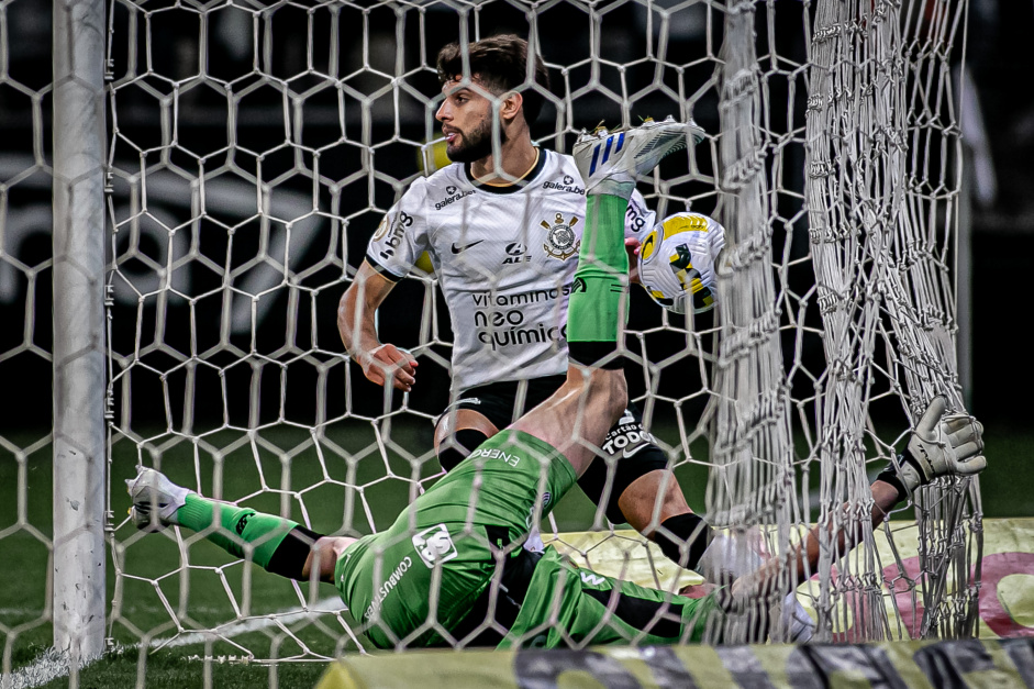 Corinthians marcou nos minutos finais para garantir nova vitória no Brasileiro