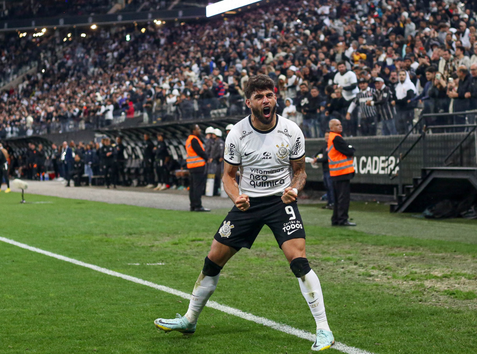 Detailed Autor Do Gol De Falta Contra O Ceará, Renê Comenta Melhora Do Flu Na Bola Parada E Aponta Scene in HD Detailed Autor Do Gol De Falta Contra O Ceará, Renê Comenta Melhora Do Flu Na Bola Parada E Aponta Scene in HD