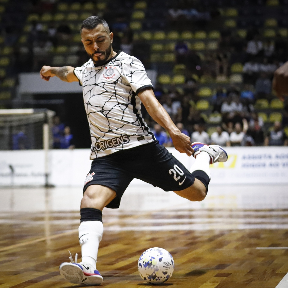 Ala de futsal do Corinthians é indicado ao prêmio de melhor jogador jovem  do mundo