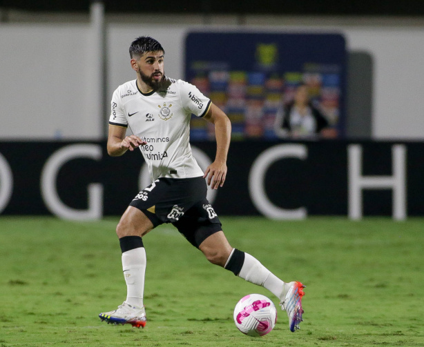 Bruno M�ndez foi expulso diante do Coritiba