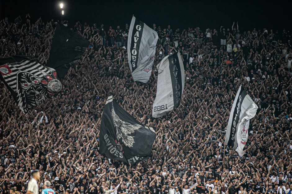 Torcidas organizadas do Corinthians no puderam estar no Couto Pereira