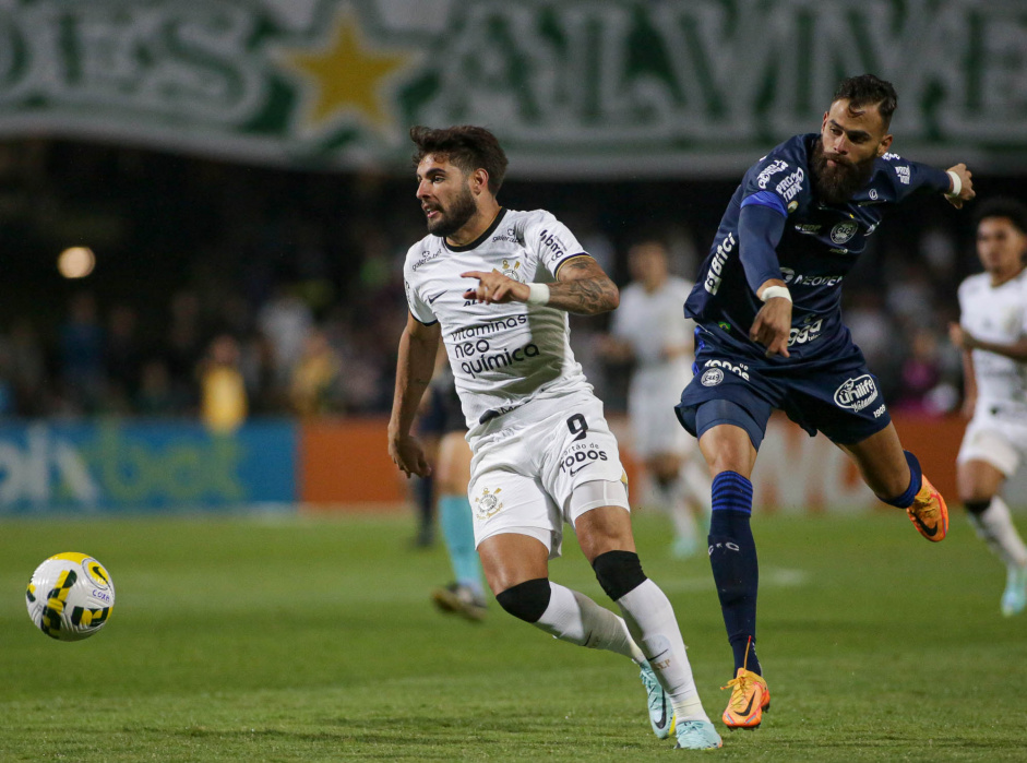 Yuri Alberto avalia empate do Corinthians em casa como positivo e