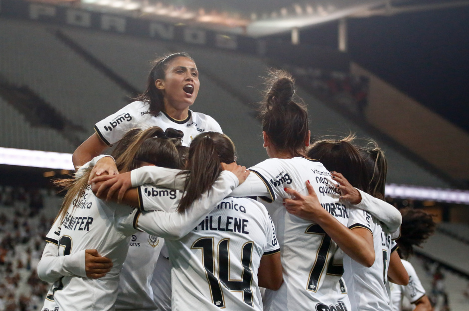 Corinthians apareceu entre o clubes de futebol feminino com mais interao no Instagram em 2022