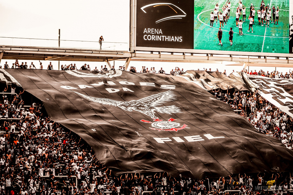 Torcida Gaviões da Fiel planeja homenagem e pede que Corinthians adie jogo