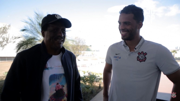 Zé Maria e Fernando Lázaro juntos em vídeo produzido pelo Corinthians