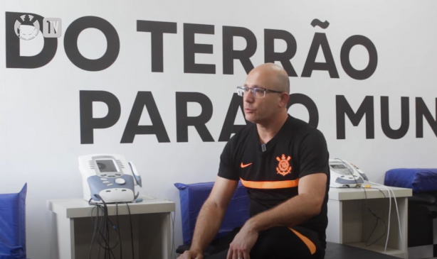 Douglas Toffoli, fisioterapeuta detalha processos do DM do Corinthians em quinto episódio de série sobre a base