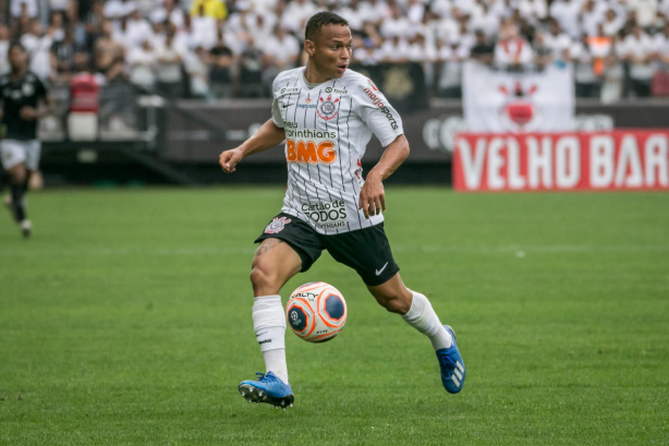 Janderson em ação com a camisa do Corinthians