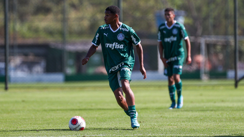 Corinthians contrata Patolino, atacante artilheiro do Paulista Sub-17 que atuava pelo Palmeiras