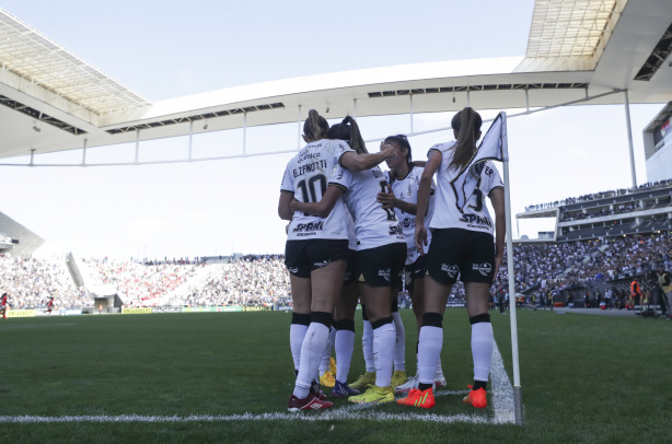 Corinthians Feminino ultrapassa marca de 100 gols na temporada