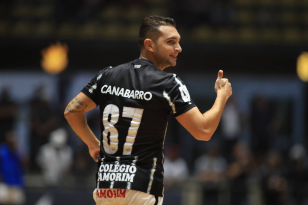 Canabarro permanece no Corinthians para 2023