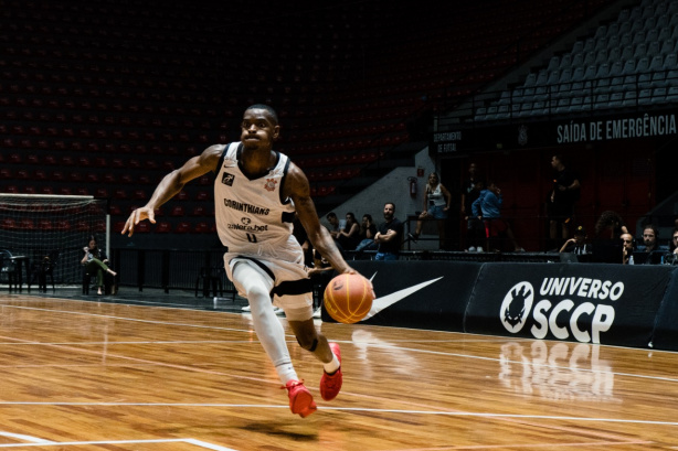 Davaunta Thomas é o cestinha do Timão no NBB