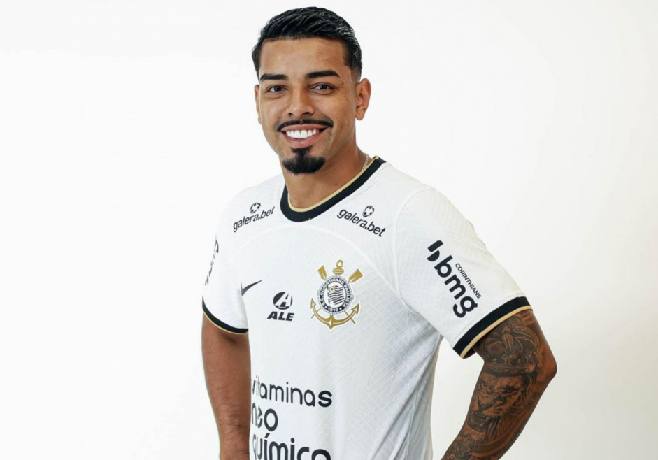 Matheus Bidu foi anunciado pelo Corinthians