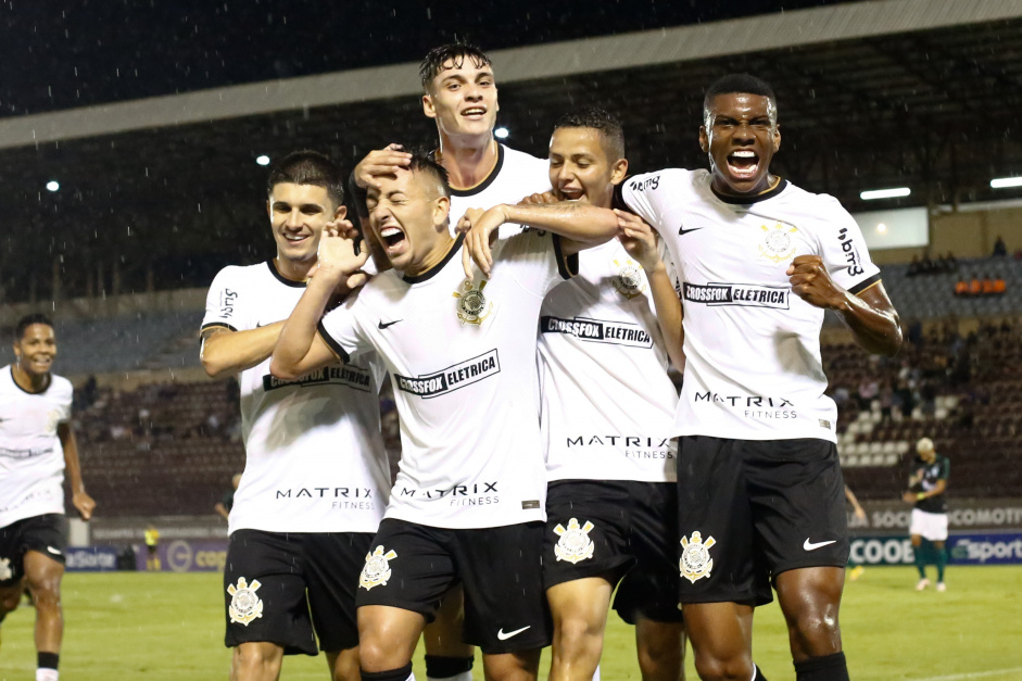 Corinthians estreou com vitria na Copinha