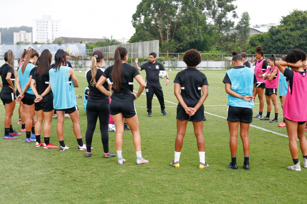 Elenco feminino do Corinthians já volta a trabalhar no CT Joaquim Grava na próxima semana
