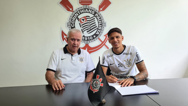 Caetano renova contrato com o Corinthians até o fim de 2024
