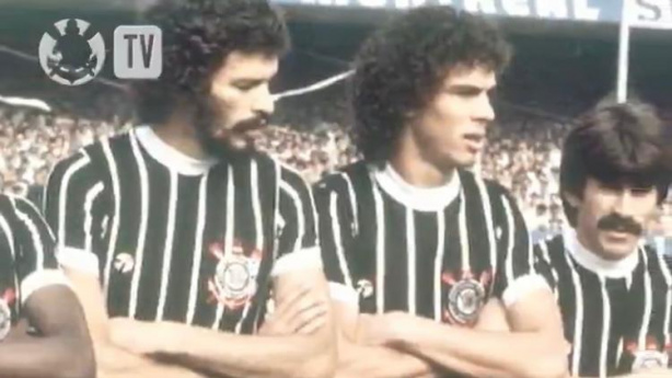 Corinthians relembra moderniza��o do oitavo e atual distintivo do clube