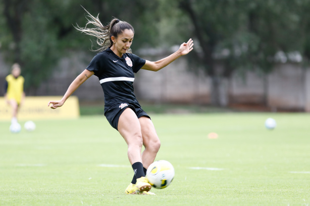 Diany falso sobre a for�a da equipe do Corinthians