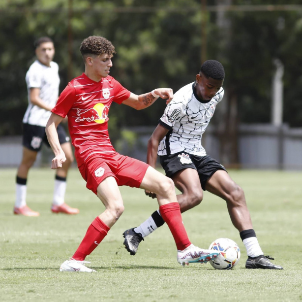 O Corinthians Sub-17 empatou com o Red Bull Salzburg em sua estreia na FAM Cup