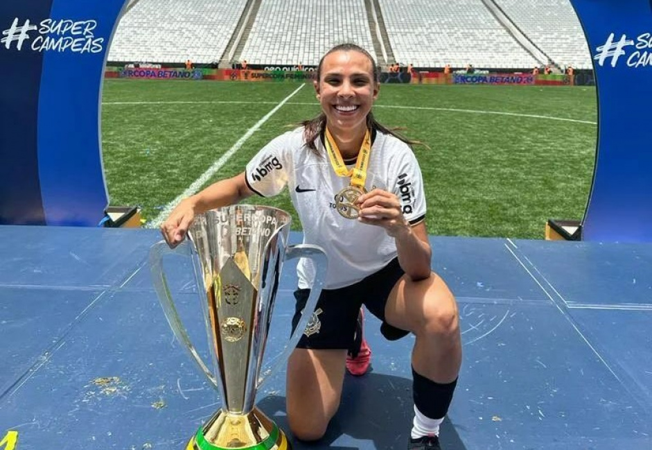 Carol Tavares conquistou seu primeiro ttulo pelo Corinthians