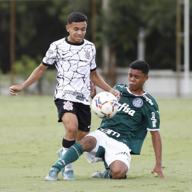Corinthians se classificou s semis da Copa FAM