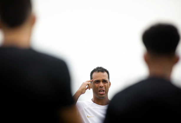 Fernando L�zaro comandou mais um treino do Corinthians