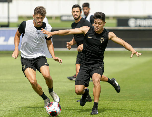 Corinthians finaliza segundo dia de treinamentos antes de clássico contra o Santos