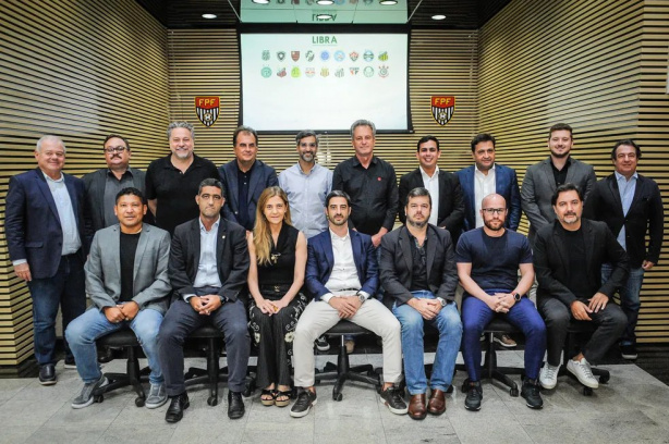 Duilio participou virtualmente da assembleia; Wesley Melo representou o clube presencialmente