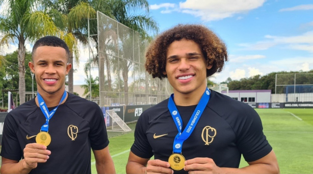 Biro e Pedro serão mantidos no elenco profissional do Corinthians