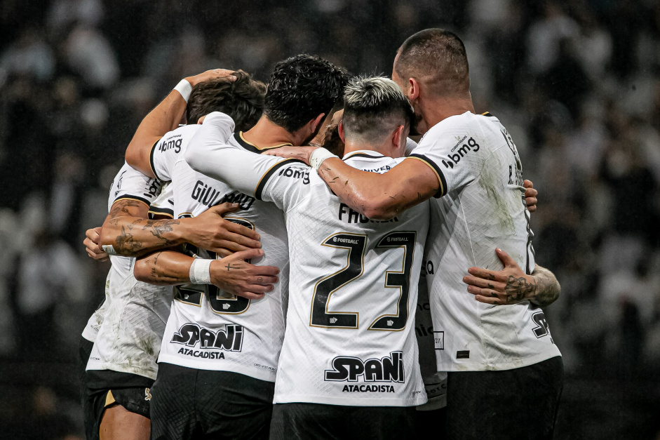 Corinthians pode ficar entre os trs melhores times do Paulisto