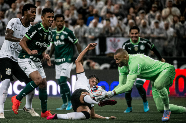 O Palmeiras foi um dos adversrios da Srie A que o Corinthians enfrentou