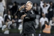 Ex-t�cnico de Luan faz duro alerta e fala em '�ltima chance da carreira' para o meia do Corinthians