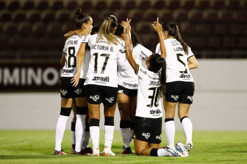 Corinthians  a nica equipe com 100% de aproveitamento no Brasileiro Feminino