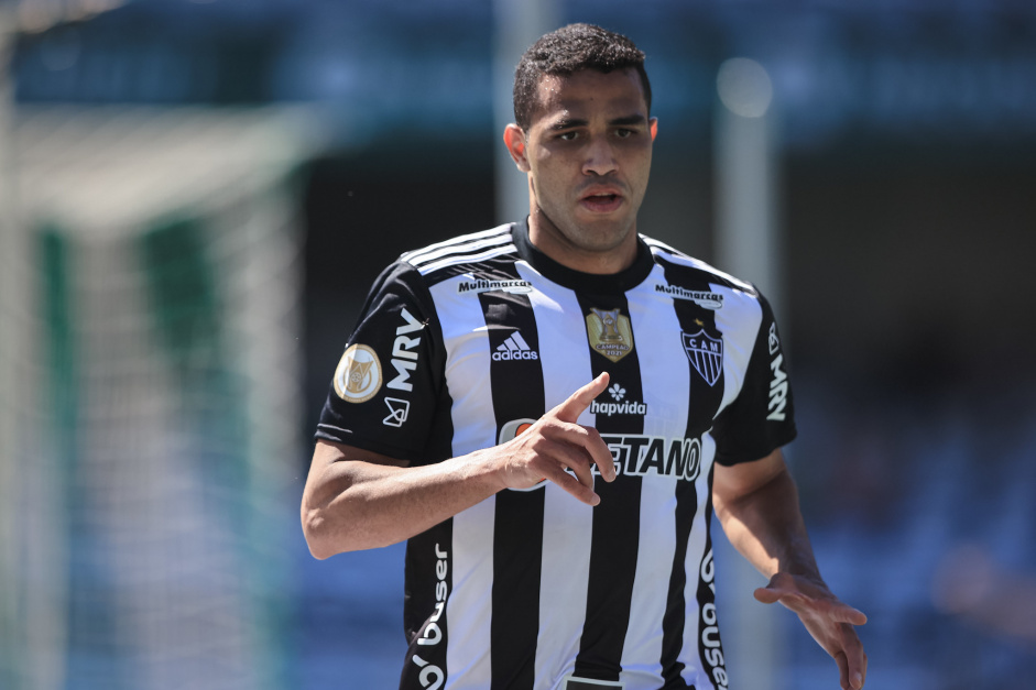 Alan Kardec teve seu nome ligado ao Corinthians nas ltimas horas
