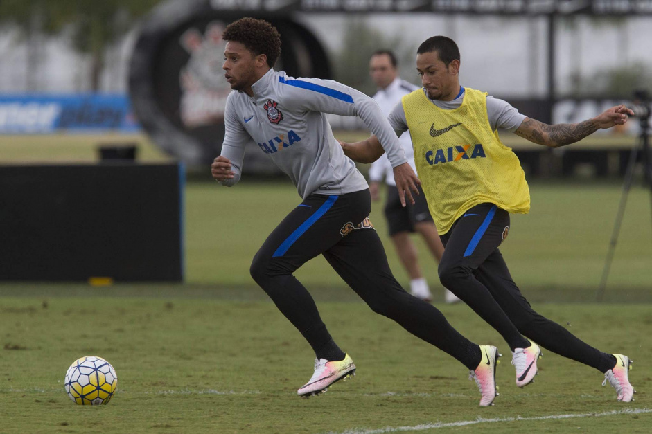 Dupla de ex-jogadores do Corinthians marca presença na Seleção da Rodada do Campeonato  Russo; veja