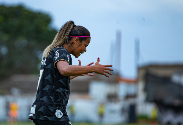 O Corinthians ficou no empate contra o Real Brasília, fora de casa, pelo Brasileirão Feminino